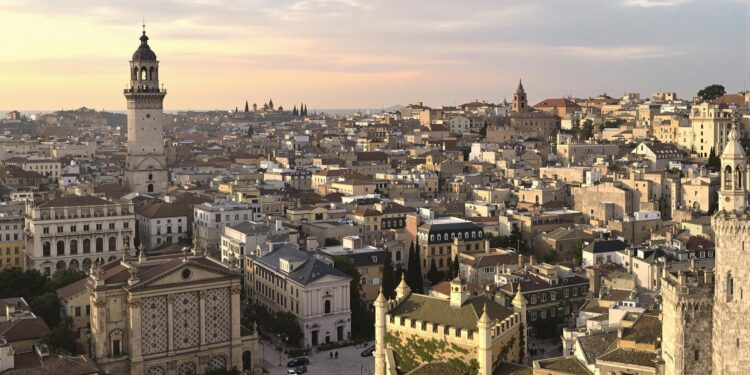 Romance languages evolution from Latin and historical linguistics The text discusses the development and transformation of Latin into modern Romance languages, focusing on linguistic evidence, historical transitions, phonetic changes, and grammatical evolution from Classical and Vulgar Latin into Spanish, French, Italian, Portuguese, and Romanian.